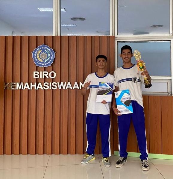 Pertandingan Bulu Tangkis antar SMA