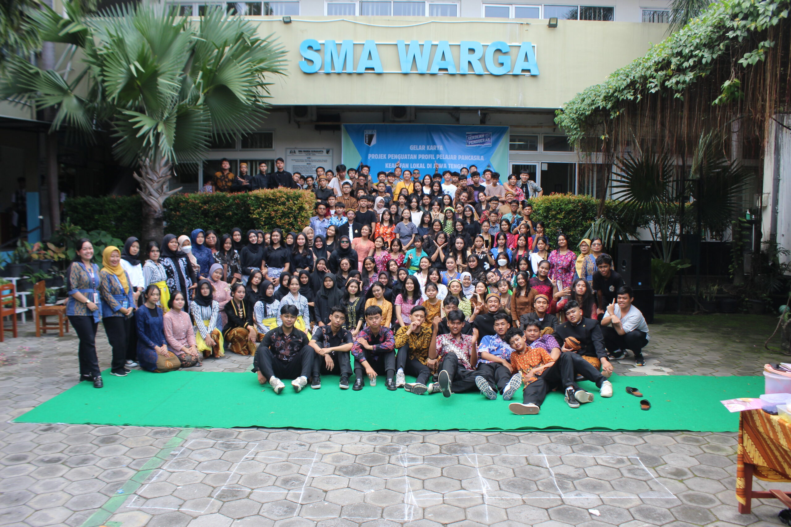 SMA Warga Gelar Karya Projek Penguatan Profil Pelajar Pancasila: Menampilkan Kearifan Lokal Jawa Tengah