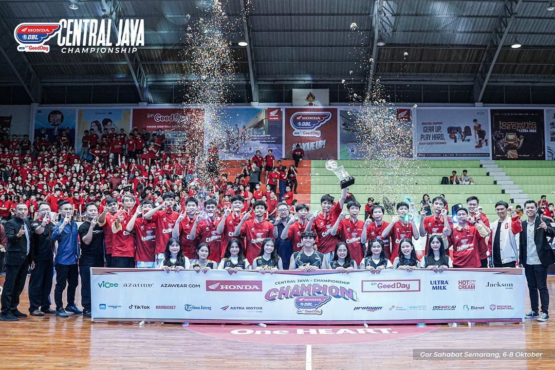 SMA Warga Surakarta Juara DBL Central Java Series 2024