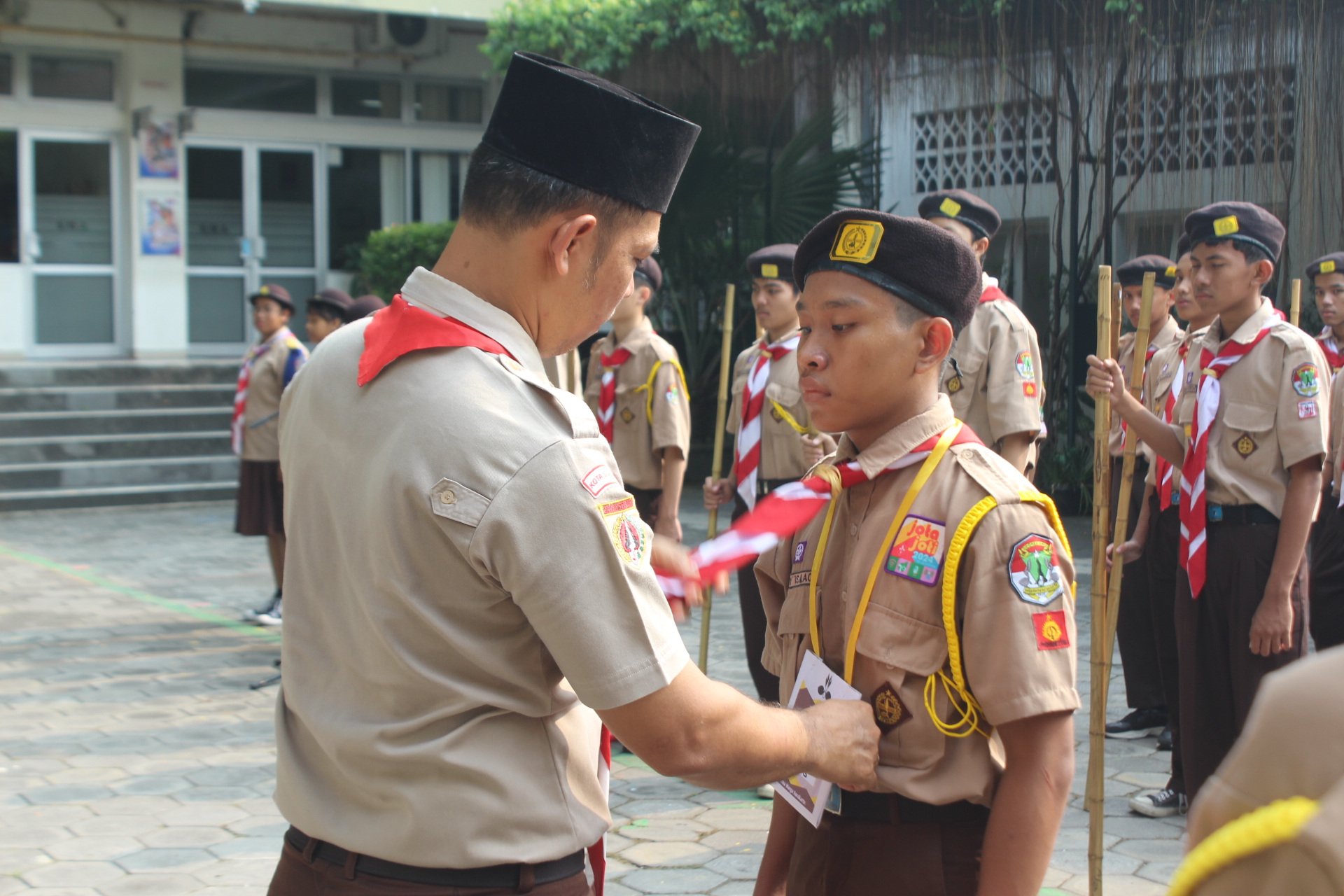 DIANPINSA SMA WARGA SURAKARTA