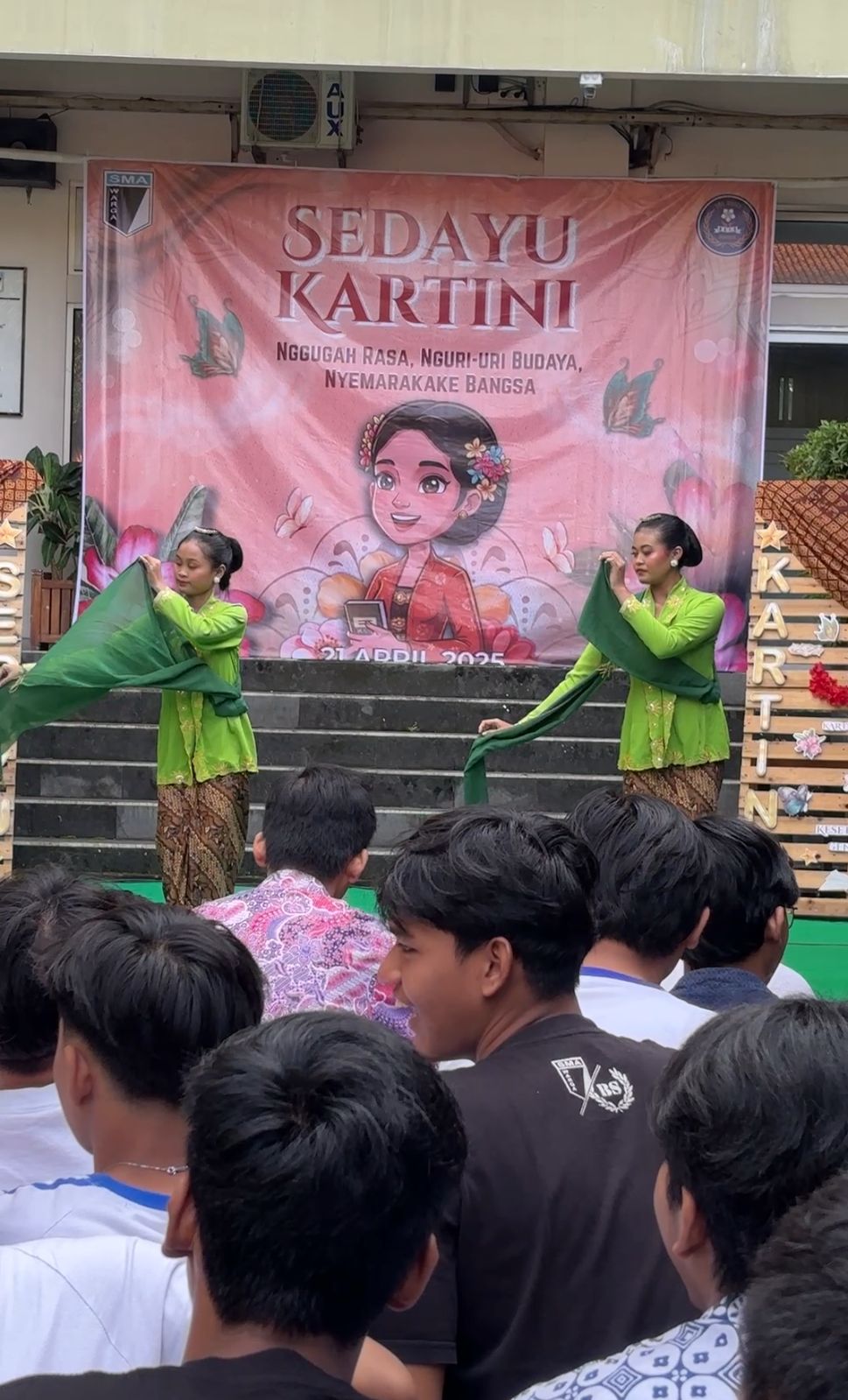 SEDAYU KARTINI SMA WARGA SURAKARTA