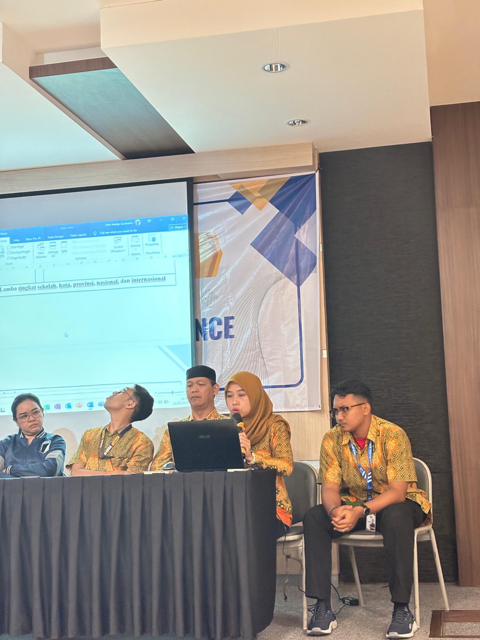 ANNUAL MEETING SMA WARGA SURAKARTA