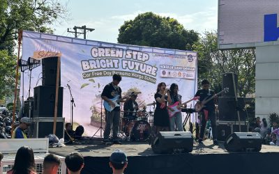 PARTISIPASI SMA WARGA DALAM CAR FREE DAY BERSAMA WARGA SCHOOL